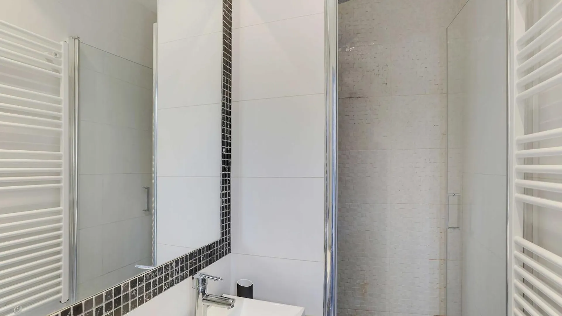 Charming Apartment - 1Br 4P - Saint Lazare Paris